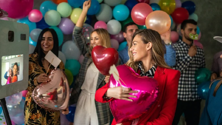 What Software Do You Need for a 360 Photo Booth?